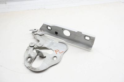 Hood Hinge 4M0823301