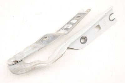 HOOD HINGE 5GM823302A
