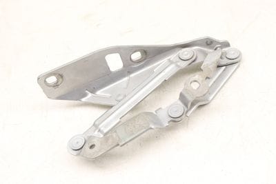HOOD HINGE 8J0823302D