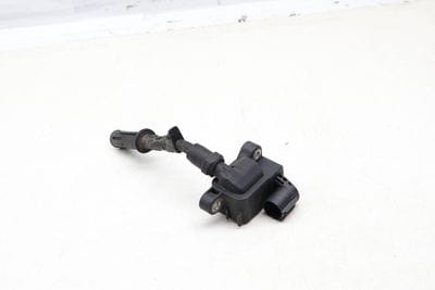 Ignition Coil w/ Connector 2769060260
