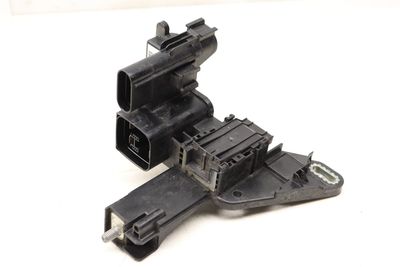 IGNITION DISTRIBUTOR / BATTERY TERMINAL 9356159