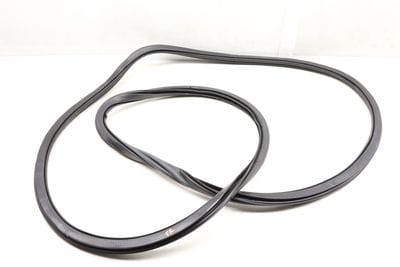 INNER DOOR SEAL / WEATHER STRIPPING 3CN867912A