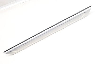 INNER DOOR SILL TRIM / SCUFF PANEL COVER 7378054