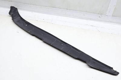 Inner Fender End Plate / Cover 4M0821111
