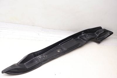 INNER FENDER END PLATE / COVER 8R0821111C