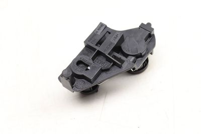 INNER TAIL LIGHT BUBL HOLDER / SOCKET 5N0945259A