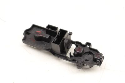 INNER TAIL LIGHT BULB HOLDER / SOCKET 7288199