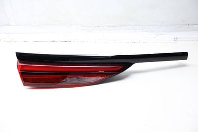 Inner Tail Light / Lamp 7465471