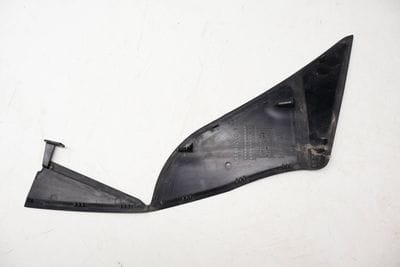 Inner Tail Light / Lamp Trim 4G8945254C