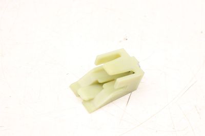 INNER TAIL LIGHT MOUNT BRACKET / CLAMP 7288200