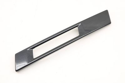 INNER TAIL LIGHT TRIM 7225244