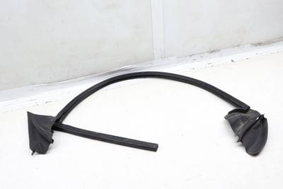 INNER WINDOW SLOT SEAL 8V7837480