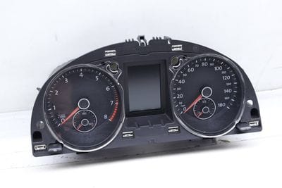 Instrument Cluster / Speedometer 3C8920970M