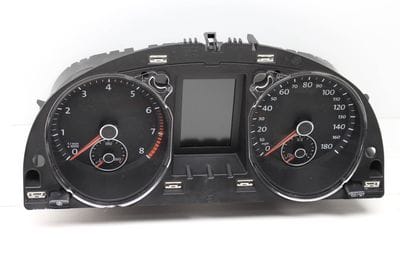 INSTRUMENT CLUSTER / SPEEDOMETER 3C8920970M