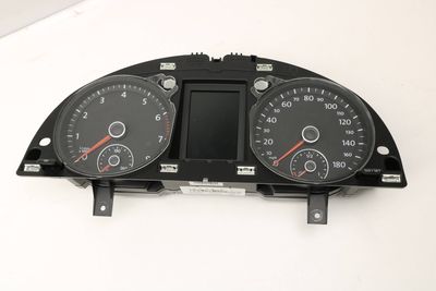 INSTRUMENT CLUSTER / SPEEDOMETER 3C8920970T