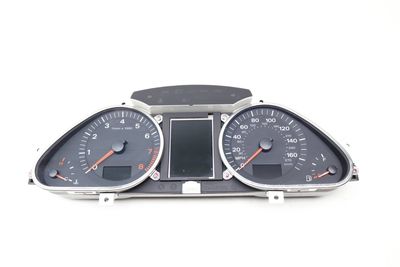 INSTRUMENT CLUSTER / SPEEDOMETER 4F0920981N