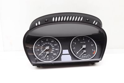 INSTRUMENT CLUSTER / SPEEDOMETER 6976284