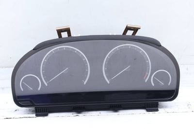Instrument Cluster / Speedometer 62108795222