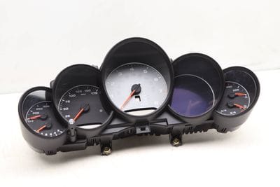 Instrument Cluster / Speedometer 7P5920901L