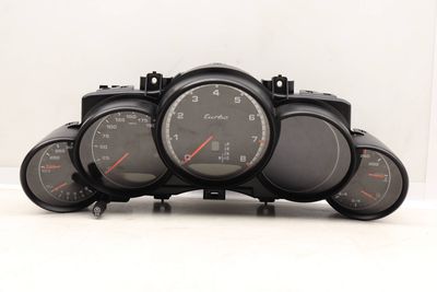 INSTRUMENT CLUSTER / SPEEDOMETER 7P5920902L