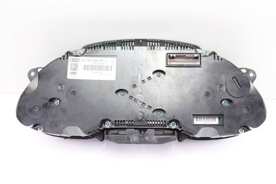 INSTRUMENT CLUSTER / SPEEDOMETER 8K0920980M