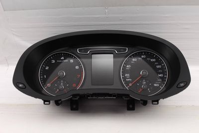 INSTRUMENT CLUSTER / SPEEDOMETER 8U0920960