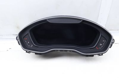 INSTRUMENT CLUSTER / SPEEDOMETER 8W5920890D