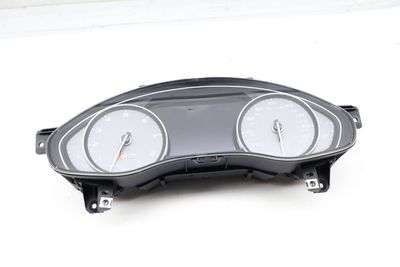 Instrument Cluster / Speedometer Gauge Assembly 4G8920988M
