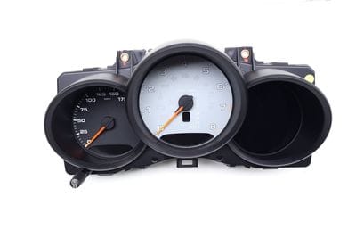 Instrument Cluster / Speedometer Gauge Assembly