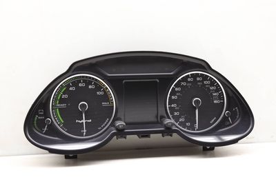 INSTRUMENT CLUSTER / SPEEDOMETER (HYBRID) 8R0920982E