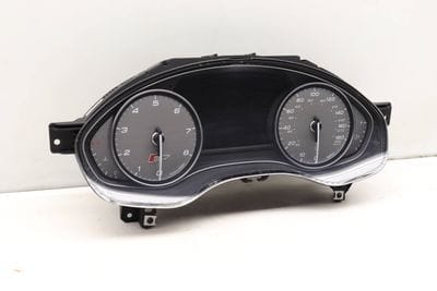 Instrument Cluster / Speedometer (S7) 4G8920983T