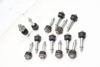 Intake Manifold Screw / Bolt Set (14) 07C133588