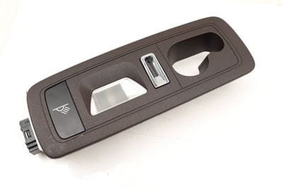 INTERIOR DOME LIGHT 7PP947407A