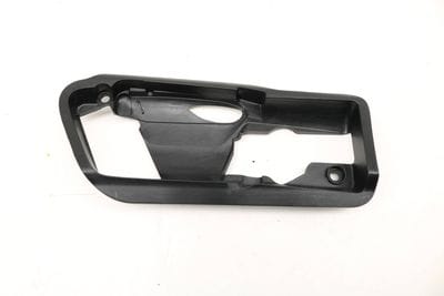 INTERIOR DOOR HANDLE MOUNT / BRACKET 5N0837198