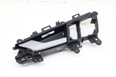 Interior Door Handle / Release 80A837019