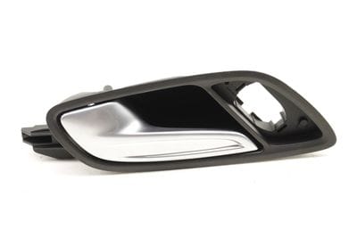 Interior Door Handle / Release 8J1837019