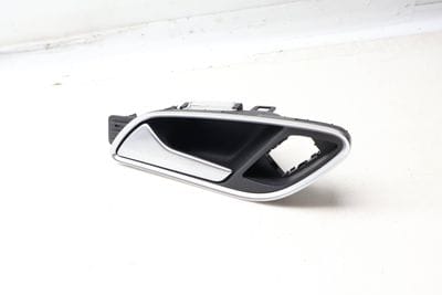 Interior Door Handle / Release 8U1837019A