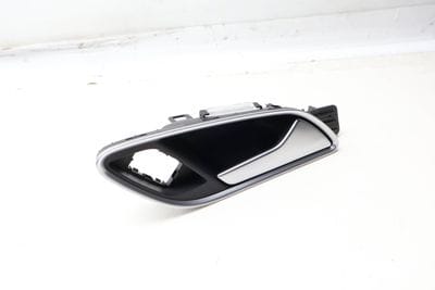 Interior Door Handle / Release 8U2837020A