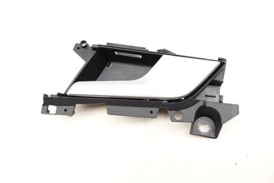 Interior Door Handle / Release 8W6837020G