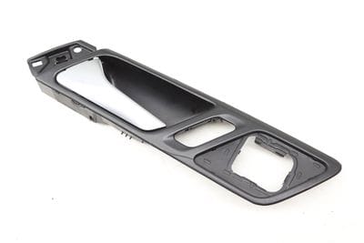 INTERIOR DOOR RELEASE / HANDLE 5C7837113L