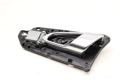 INTERIOR DOOR RELEASE HANDLE 7P5837019
