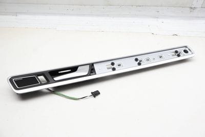 Interior Door Trim / Release Handle Assembly (DYNAUDIO) 7P6839114A