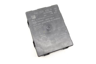 KEYLESS ENTRY / KESSY CONTROL MODULE 3Q0959435N