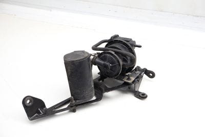 Leak Detection Pump w/ Bracket 4D0906271