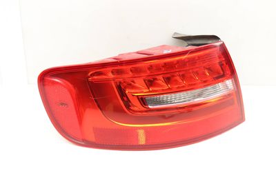 LED TAIL LIGHT / LAMP (OUTER) 8K9945095E