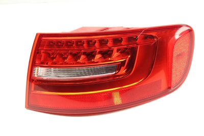 LED TAIL LIGHT / LAMP (OUTER) 8K9945096E