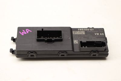 LIFTGATE / TRUNK CONTROL MODULE 5WB959107