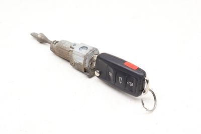 LOCK SWITCH / CYLINDER SET w/ KEY 5C6800375CJ