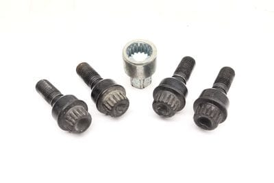 Lockable / Locking Wheel Lug Nut / Bolt Set w/ Key