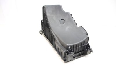 LOWER AIR CLEANER FILTER BOX / HOUSING 7L0129601